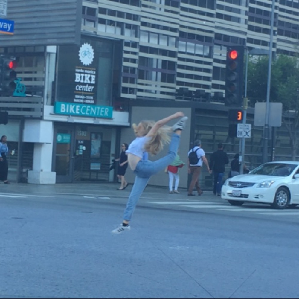 Meet your Posher, Elizabeth